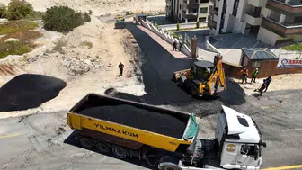 Şahinbey yollarındaki çukurlara belediye ekipleri neşter attı