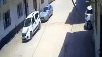 Kızıltepe'de komşuların silahlı kavgası kamerada