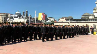 Jandarma teşkilatı Taksim Cumhuriyet Anıtı önünde yıl dönümünü kutladı
