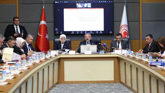 Zorba öğrenciler okulda şiddeti bitiren liderlere dönüştü