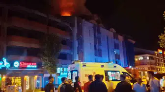 Çaycuma'da gece yarısı korkutan çatı yangını