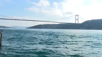 İstanbul Boğazı tanker geçişi için trafiğe kapatıldı
