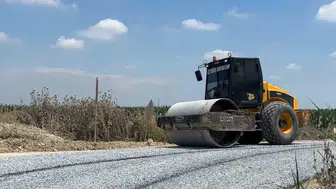 Tarsus’ta sahil yolunda asfalt çilesi bitti
