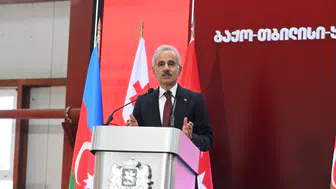 Bakü-Tiflis-Kars hattında tam kapasite dönemi resmen başladı