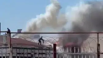 Ataşehir Yenisahra’da çatı yangını paniği