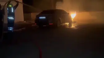 Siverek’te gece vakti bir otomobil tamamen yandı