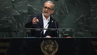 İran Cumhurbaşkanı Pezeşkiyan'dan ABD'ye müzakere şartı