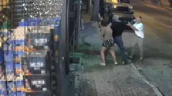 İzmir'de bir yalan yüzünden sokak ortasında silahlar konuştu