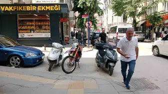 Bilecik'te engelli yolunu kapatan sürücülere tepki var