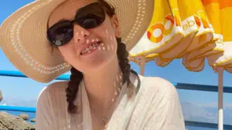 Antalya'da 7 aylık hamile hemşire evinde hayatını kaybetti