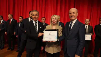 Akdeniz Üniversitesi spor alanındaki başarısıyla ödüllendirildi
