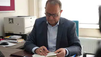 Mezun olduğu okulun öğretmeni oldu