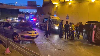 Bakırköy'de akşam trafiğinde ağır kaza