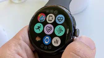 Google akıllı saatlerine Wear OS 7 dopingi geldi