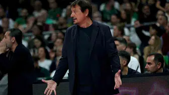 Ergin Ataman'dan Olympiakos tribünlerine milli takım tepkisi