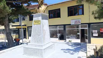 Kırşehir’de kamu binaları mahkumların eliyle yenileniyor