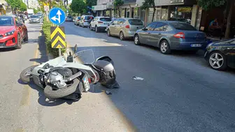Efeler’de motosiklet kazası trafiği karıştırdı