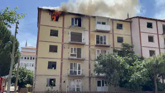 Çanakkale merkezde boş daireden dumanlar yükseldi