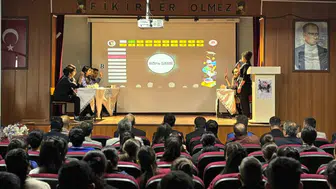 Susuzlu gençler genel kültür yarışmasında kıyasıya ter döktü