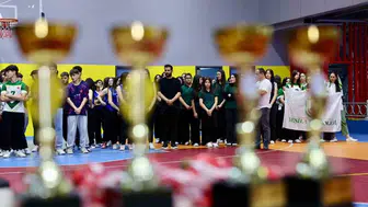 Körfezli gençler voleybol turnuvasında şampiyonluk için ter döktü