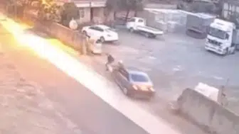 Arhavi'de korkutan kaza güvenlik kamerasına yansıdı
