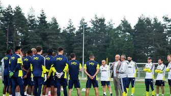 Fenerbahçe yeni sezon için Düzce'de ter döküyor