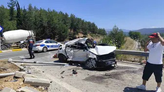 Muğla Ula yolunda trafik kazası 4 kişi yaralandı
