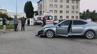 Iğdır Vali Konağı yolunda kaza 4 yaralı