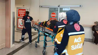 Adıyaman yolunda kamyon devrildi