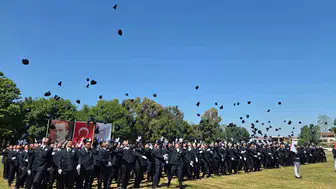 Samsun 19 Mayıs Polis Okulu mezunlarını törenle uğurladı