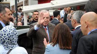Erdoğan Edirne ziyaretinde vatandaşlarla çay içti