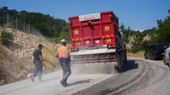 Turgutlu yollarında asfalt yenileme mesaisi başladı