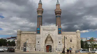 Sivas’ın 752 yıllık mavi mirasına ziyaretçi akını