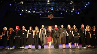 Şehzadeler’de minik öğrencilerin ilk mezuniyet coşkusu