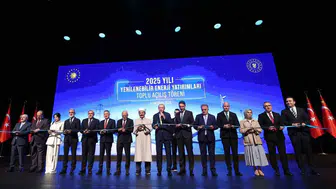 Türkiye elektrik şebekesini 30 milyar dolarla yeniliyor