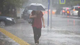 Meteoroloji'den uyarı: Bazı bölgelerde sağanak yağış ve kuvvetli rüzgar bekleniyor