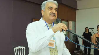 Burhaniye'de kursiyerler kendi diktikleri kıyafetlerle podyuma çıktı
