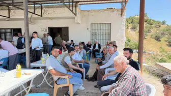 Çermik Belediye Başkanı Karamehmetoğlu ilçe halkıyla mesai harcadı