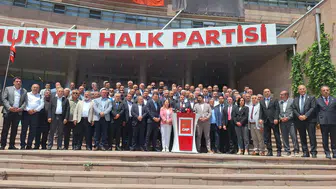 CHP’de kurultay mesaisi Bin imzalı dosya genel merkeze teslim edildi