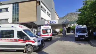 Kulp yolunda direksiyon hakimiyeti kaybedilen araç şarampole uçtu