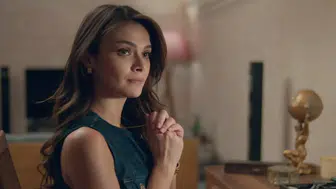 Sinem Ünsal sezon yorgunluğunu tatilde atıyor