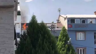 Gürsu’da bir çatı yangını daha büyümeden söndürüldü