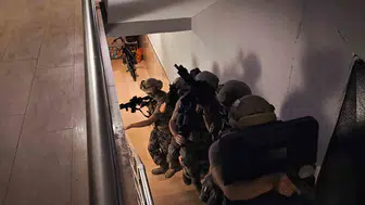 Ehliyet sınavında teknolojik kopya kuran çeteye dev operasyon