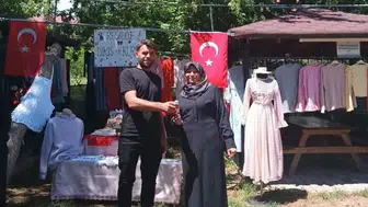 Sandıklı köyünde yılın el emeği görücüye çıktı