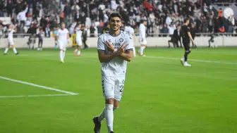 Altay genç yeteneği Mehmet Nur ile profesyonel sözleşme imzalıyor