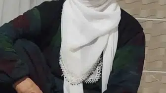 Balkonunda oturan yaşlı kadın düğün magandasının kurbanı oldu