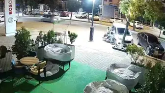 Kahta’da motosiklet kazası kamerada