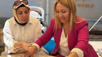 Pazaryeri’nde eğitim şenliği hayır çarşısı ile başladı