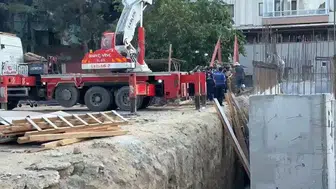Isparta'da okul inşaatında facia Hafriyat altında kalan iki işçi yaralandı