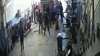 Aksaray'da sanayi sitesinde TIR faciasından dönüldü